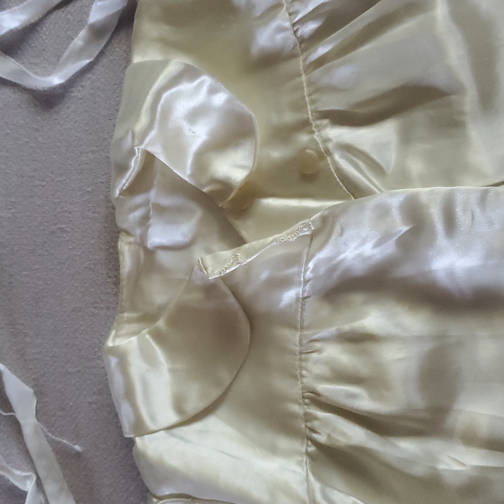 Vintage Christening Gown, Bonnets And Blankets - Picture 3 of 17